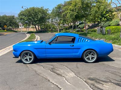 1965 FORD MUSTANG FASTBACK 2+2   - Photo 2 - San Juan Capistrano, CA 92675