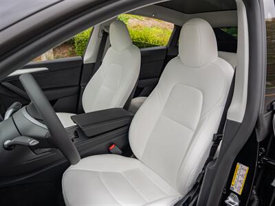 2024 Tesla Model Y Long Range   - Photo 18 - San Juan Capistrano, CA 92675