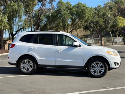 2011 Hyundai SANTA FE SE   - Photo 5 - San Juan Capistrano, CA 92675