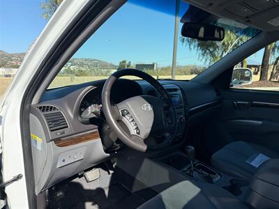 2011 Hyundai SANTA FE SE   - Photo 17 - San Juan Capistrano, CA 92675