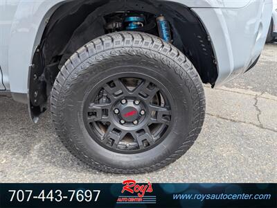 2017 Toyota 4Runner TRD Pro 4WD - Photo 9 - Eureka, CA 95501