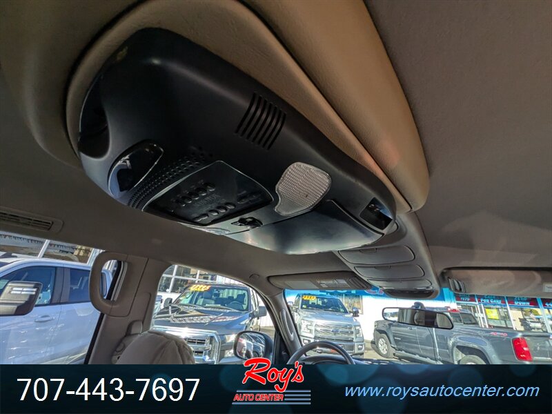 2005 Toyota Sequoia SR5 - Photo 17 - Eureka, CA 95501