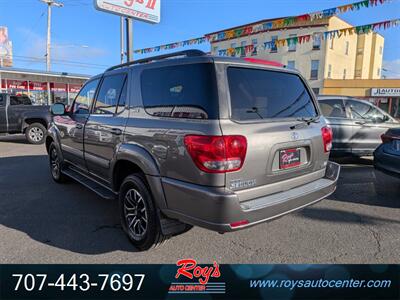 2005 Toyota Sequoia SR5 - Photo 6 - Eureka, CA 95501