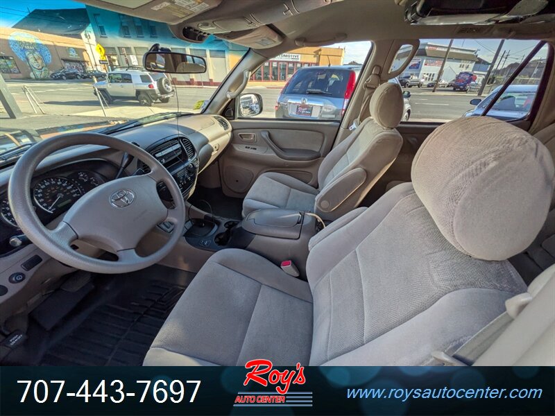 2005 Toyota Sequoia SR5 - Photo 22 - Eureka, CA 95501