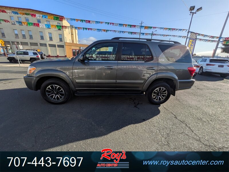 2005 Toyota Sequoia SR5 - Photo 4 - Eureka, CA 95501