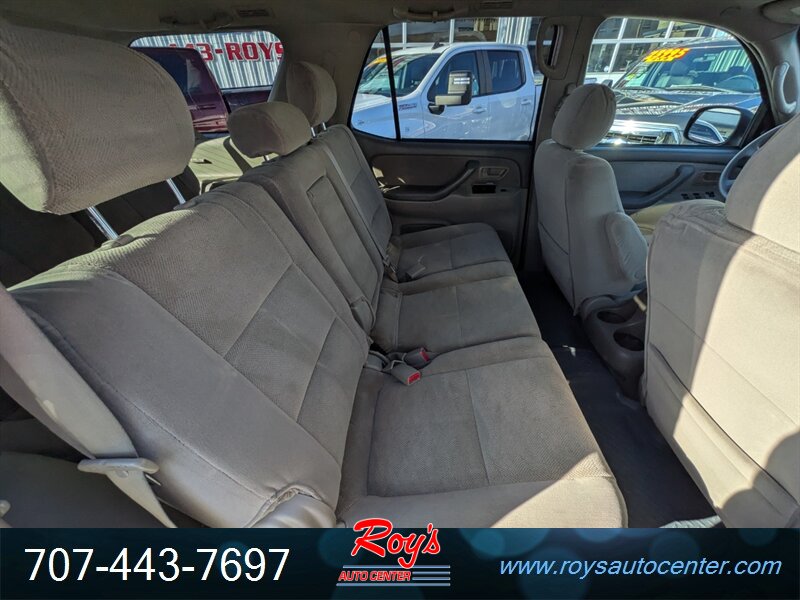 2005 Toyota Sequoia SR5 - Photo 14 - Eureka, CA 95501
