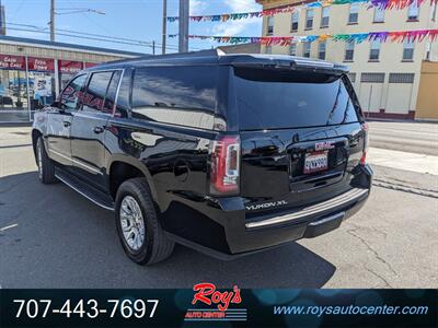 2020 GMC Yukon XL SLT  4WD - Photo 6 - Eureka, CA 95501