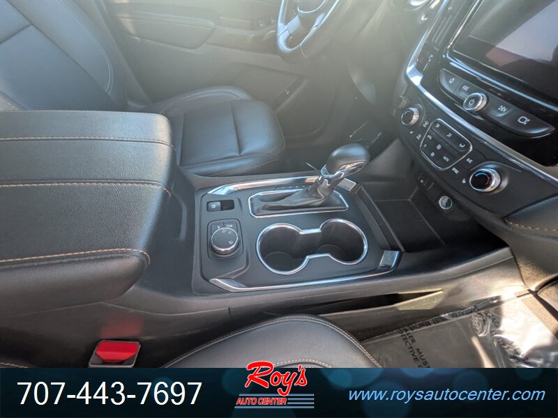 2021 Chevrolet Traverse LT Leather AWD - Photo 14 - Eureka, CA 95501