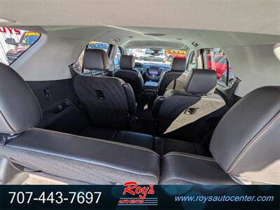 2021 Chevrolet Traverse LT Leather AWD - Photo 22 - Eureka, CA 95501