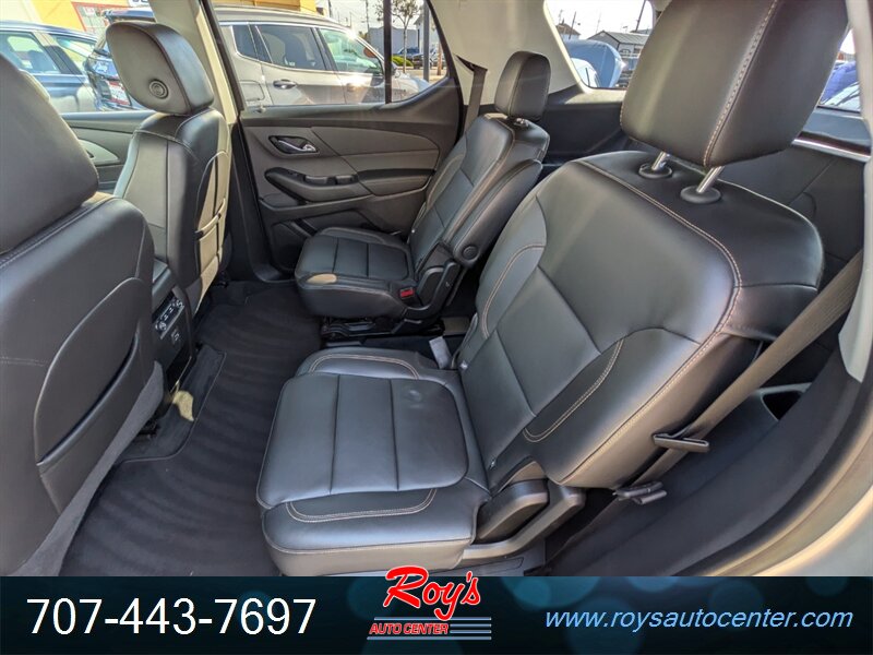 2021 Chevrolet Traverse LT Leather AWD - Photo 23 - Eureka, CA 95501