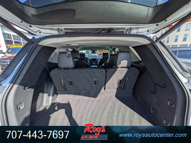 2021 Chevrolet Traverse LT Leather AWD - Photo 21 - Eureka, CA 95501
