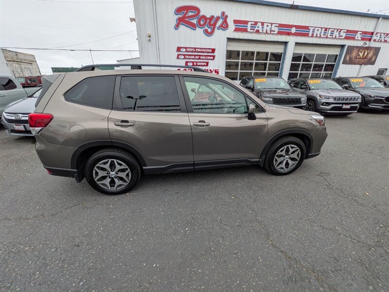 2020 Subaru Forester Premium  AWD