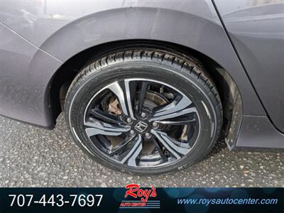 2016 Honda Civic Touring   - Photo 9 - Eureka, CA 95501