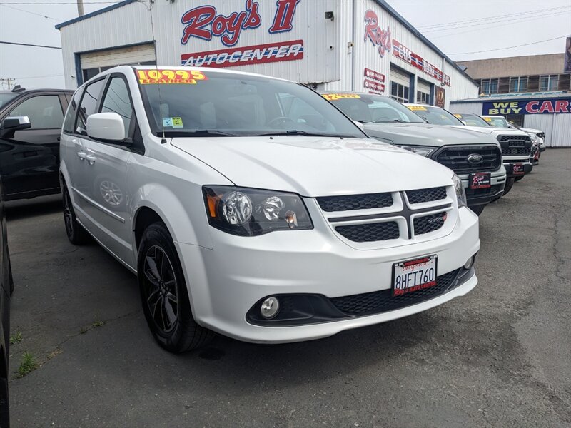 2017 Dodge Grand Caravan GT  