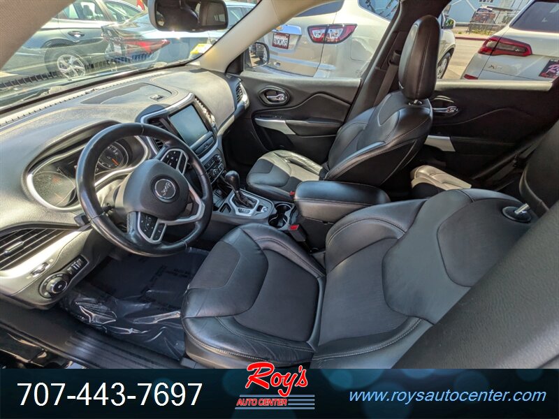 2018 Jeep Cherokee Latitude Plus - Photo 17 - Eureka, CA 95501