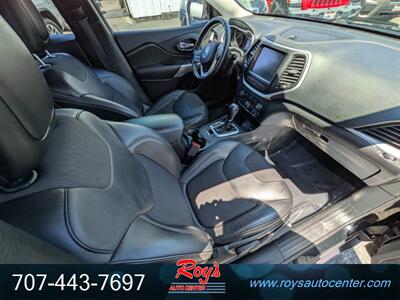 2018 Jeep Cherokee Latitude Plus - Photo 9 - Eureka, CA 95501