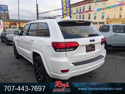 2018 Jeep Grand Cherokee Laredo  4WD - Photo 6 - Eureka, CA 95501