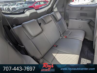2019 Toyota Highlander Limited   - Photo 15 - Eureka, CA 95501