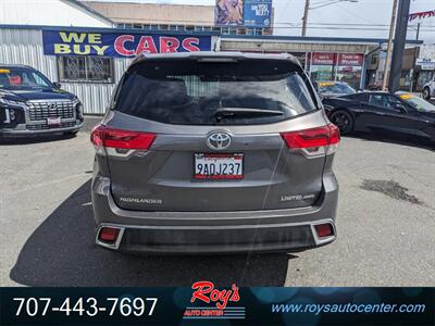 2019 Toyota Highlander Limited   - Photo 7 - Eureka, CA 95501