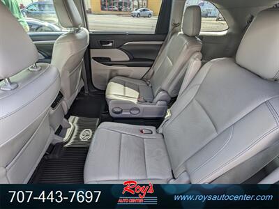 2019 Toyota Highlander Limited   - Photo 17 - Eureka, CA 95501