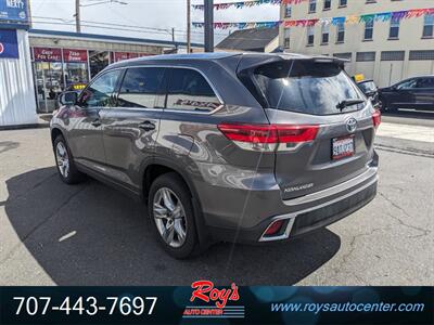 2019 Toyota Highlander Limited   - Photo 6 - Eureka, CA 95501