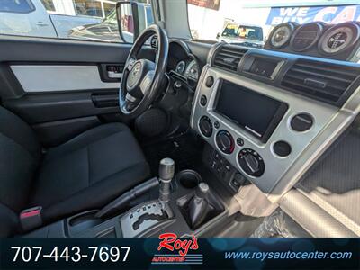 2007 Toyota FJ Cruiser 4dr SUV 4WD - Photo 15 - Eureka, CA 95501