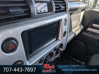 2007 Toyota FJ Cruiser 4dr SUV 4WD - Photo 25 - Eureka, CA 95501
