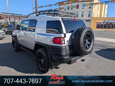 2007 Toyota FJ Cruiser 4dr SUV 4WD - Photo 7 - Eureka, CA 95501
