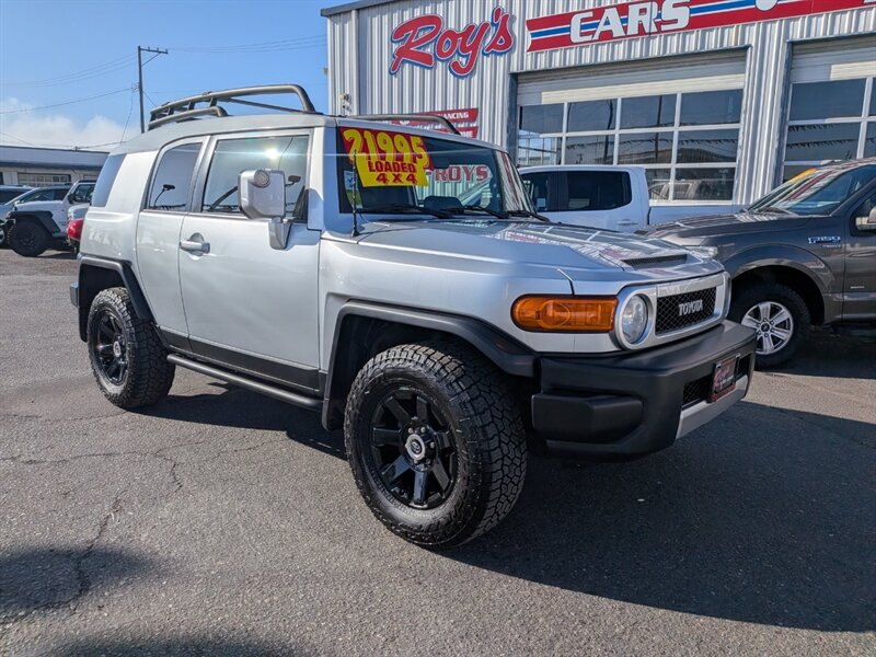 2007 Toyota FJ Cruiser 4dr SUV  4WD