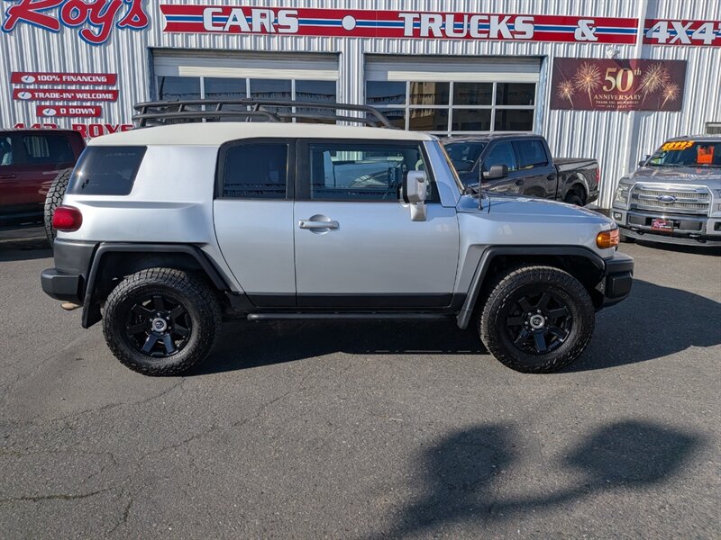 2007 Toyota FJ Cruiser 4dr SUV  4WD