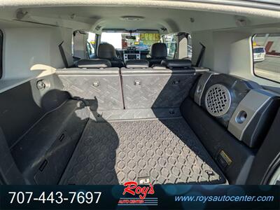 2007 Toyota FJ Cruiser 4dr SUV 4WD - Photo 19 - Eureka, CA 95501