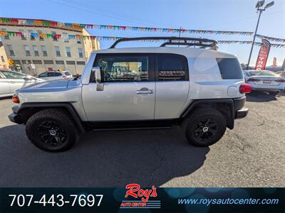 2007 Toyota FJ Cruiser 4dr SUV 4WD - Photo 5 - Eureka, CA 95501