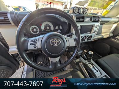 2007 Toyota FJ Cruiser 4dr SUV 4WD - Photo 23 - Eureka, CA 95501