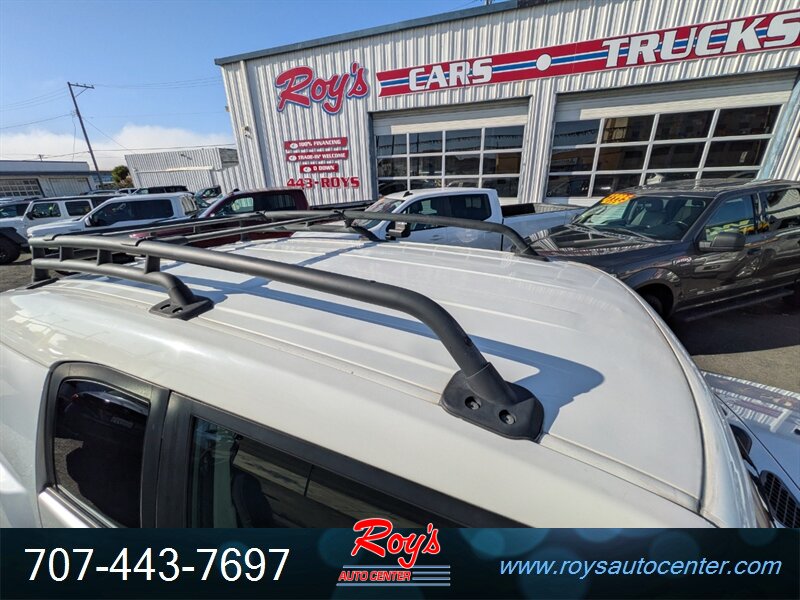 2007 Toyota FJ Cruiser 4dr SUV 4WD - Photo 17 - Eureka, CA 95501