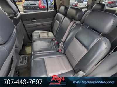 2004 Dodge Durango SLT  4WD - Photo 19 - Eureka, CA 95501