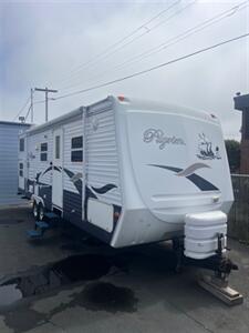 2005 Pilgrim 241 BHSS   - Photo 2 - Eureka, CA 95501