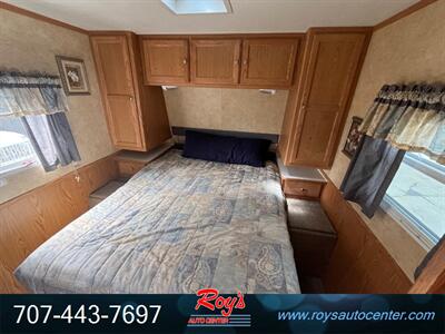 2005 Pilgrim 241 BHSS   - Photo 4 - Eureka, CA 95501