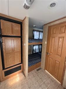 2005 Pilgrim 241 BHSS   - Photo 8 - Eureka, CA 95501