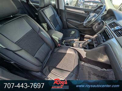 2014 Volkswagen Passat 1.8T Wolfsburg Edition PZEV   - Photo 11 - Eureka, CA 95501