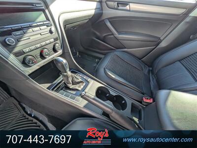 2014 Volkswagen Passat 1.8T Wolfsburg Edition PZEV   - Photo 22 - Eureka, CA 95501
