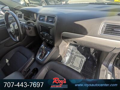 2013 Volkswagen Jetta GLI PZEV   - Photo 12 - Eureka, CA 95501