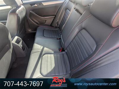 2013 Volkswagen Jetta GLI PZEV   - Photo 17 - Eureka, CA 95501