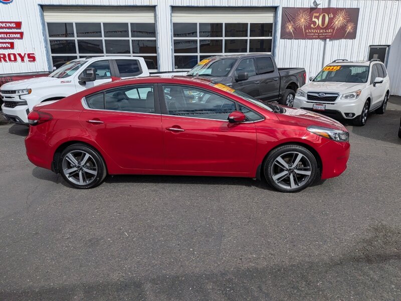 2017 Kia Forte EX  
