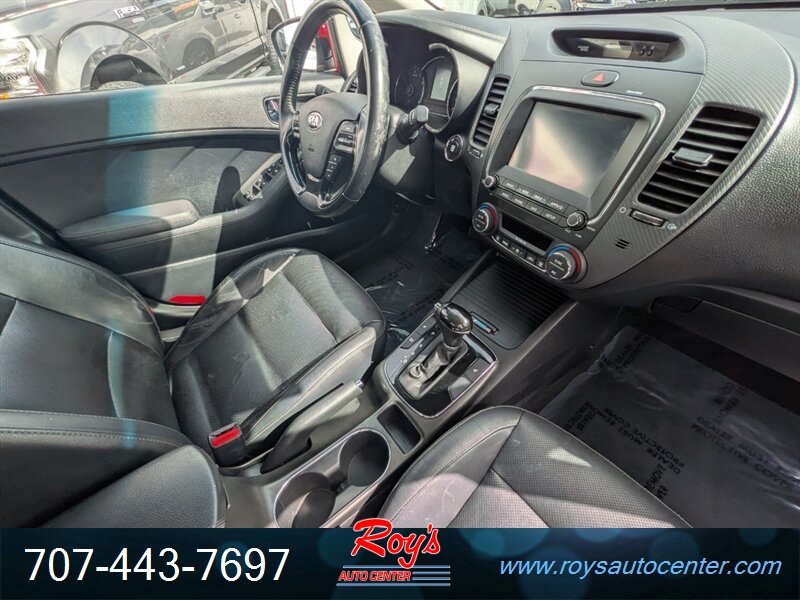 2017 Kia Forte EX - Photo 12 - Eureka, CA 95501