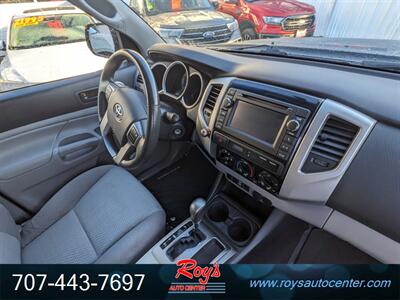 2013 Toyota Tacoma PreRunner V6   - Photo 12 - Eureka, CA 95501