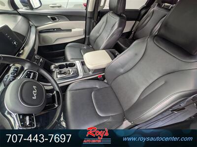 2022 Kia Carnival LX - Photo 20 - Eureka, CA 95501