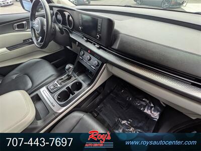 2022 Kia Carnival LX - Photo 7 - Eureka, CA 95501