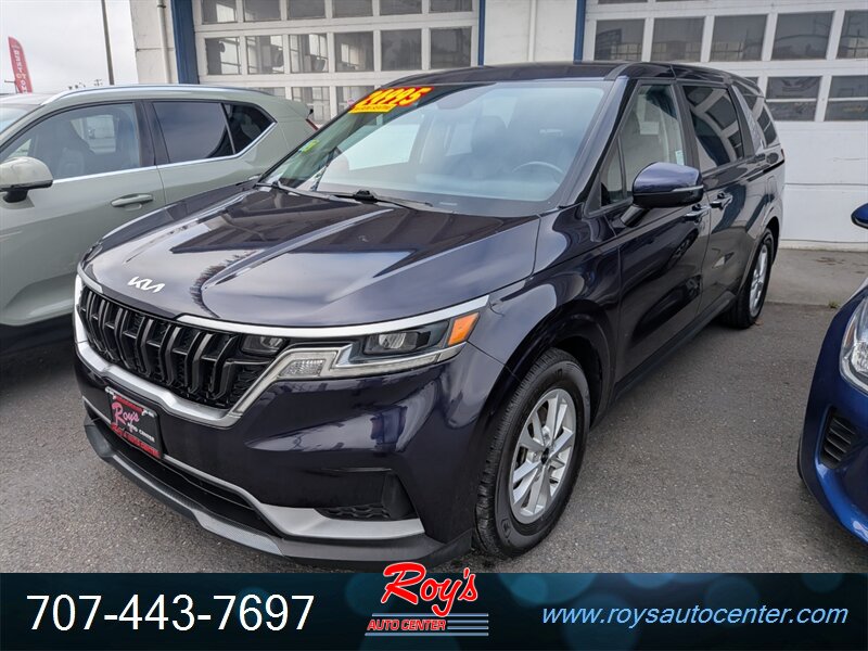 2022 Kia Carnival LX - Photo 3 - Eureka, CA 95501