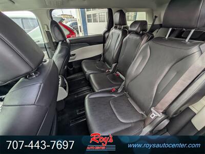 2022 Kia Carnival LX - Photo 16 - Eureka, CA 95501