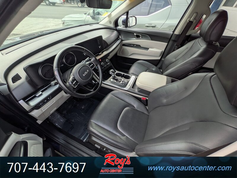 2022 Kia Carnival LX - Photo 19 - Eureka, CA 95501